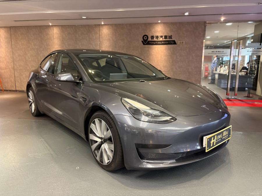 TESLA Model 3 Standard Range Plus